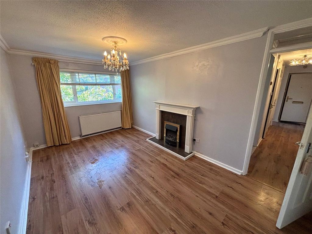 Property photo 2 of 5 Picture 2