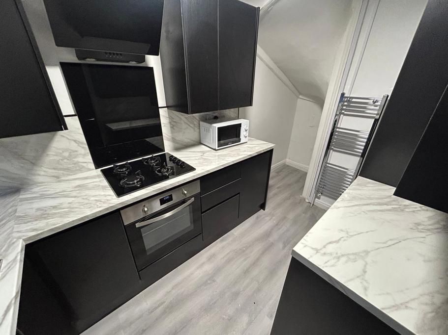 Property photo 3 of 10 Jpeg