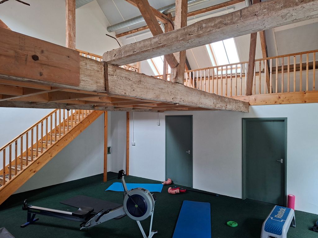 Property photo 2 of 5