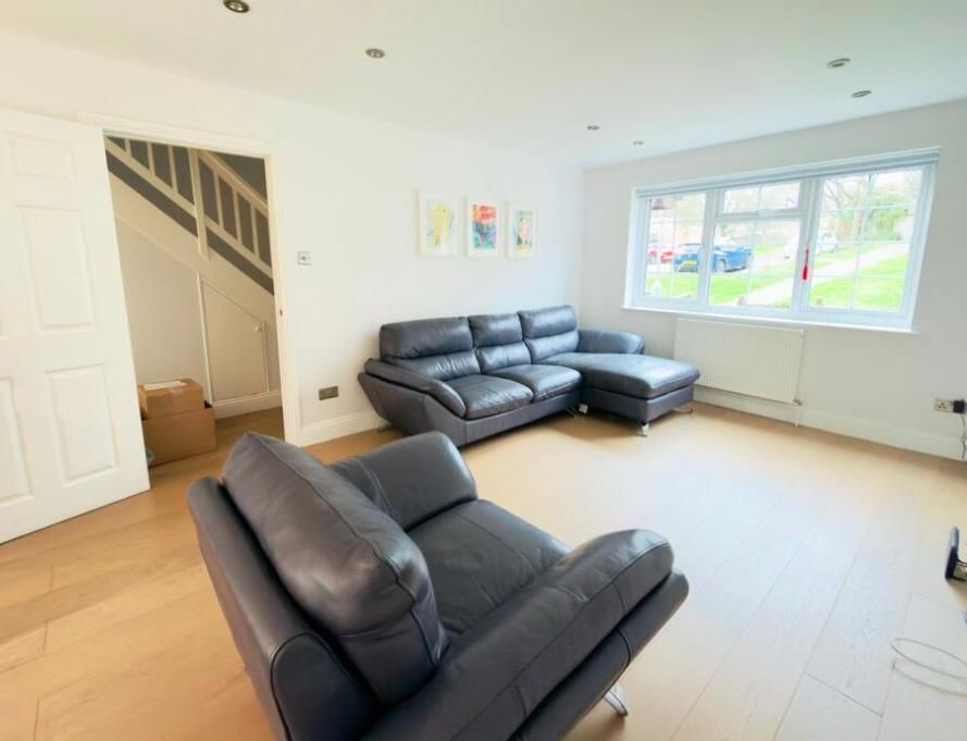 Property photo 2 of 7 Reception.Png