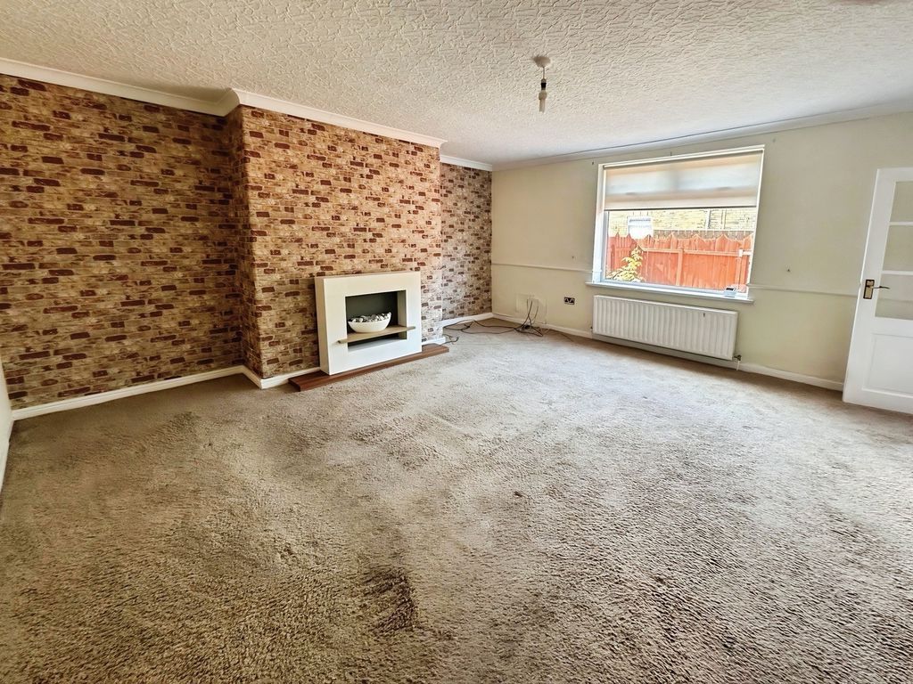 Property photo 2 of 12 Photo 9