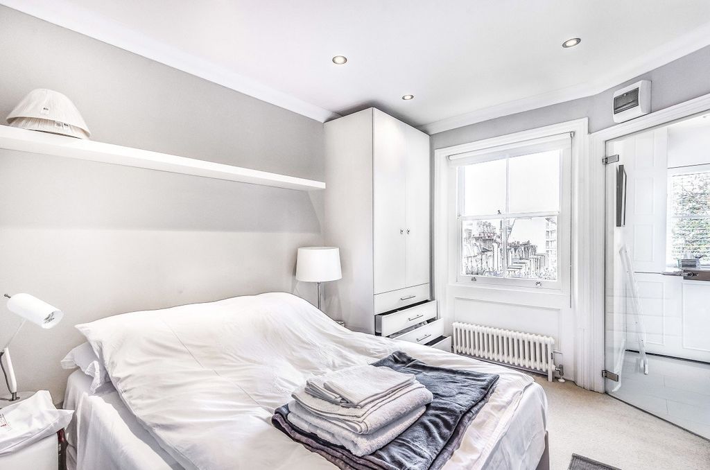 Property photo 2 of 16 Picture No. 09