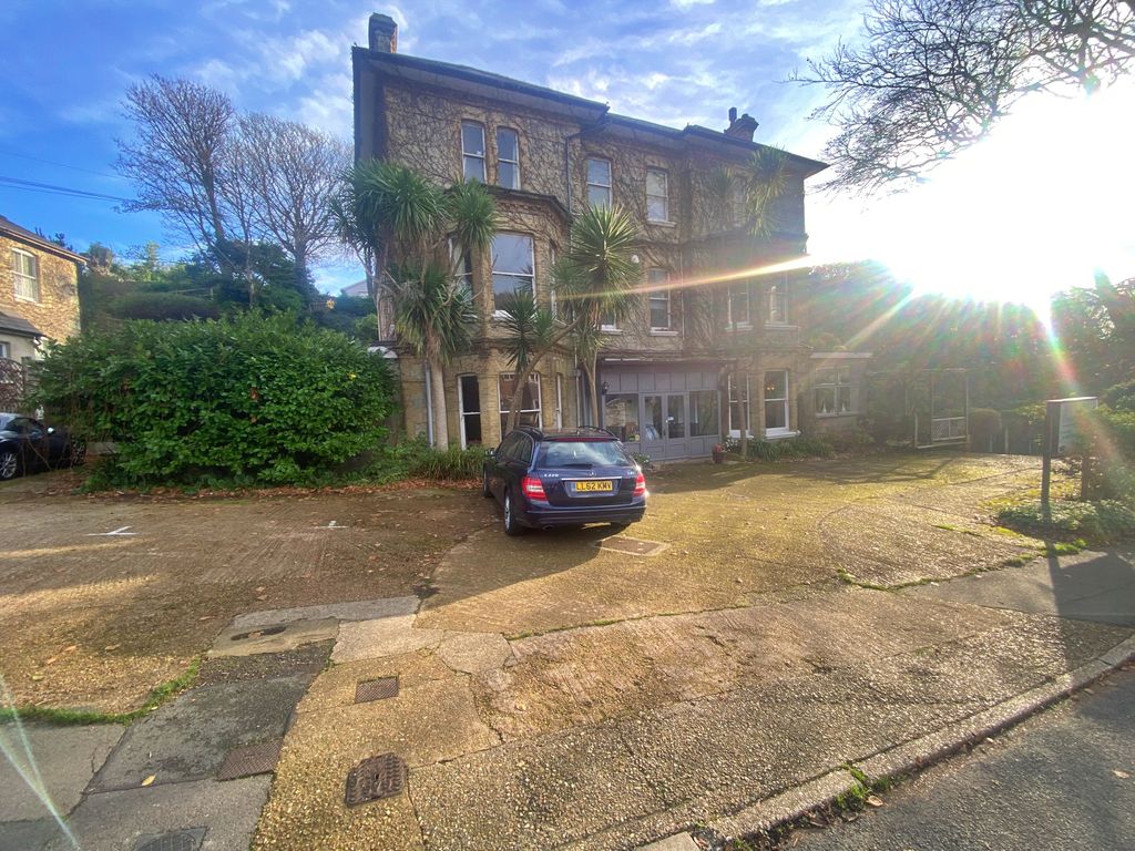 Property photo 1 of 28 The Eversley