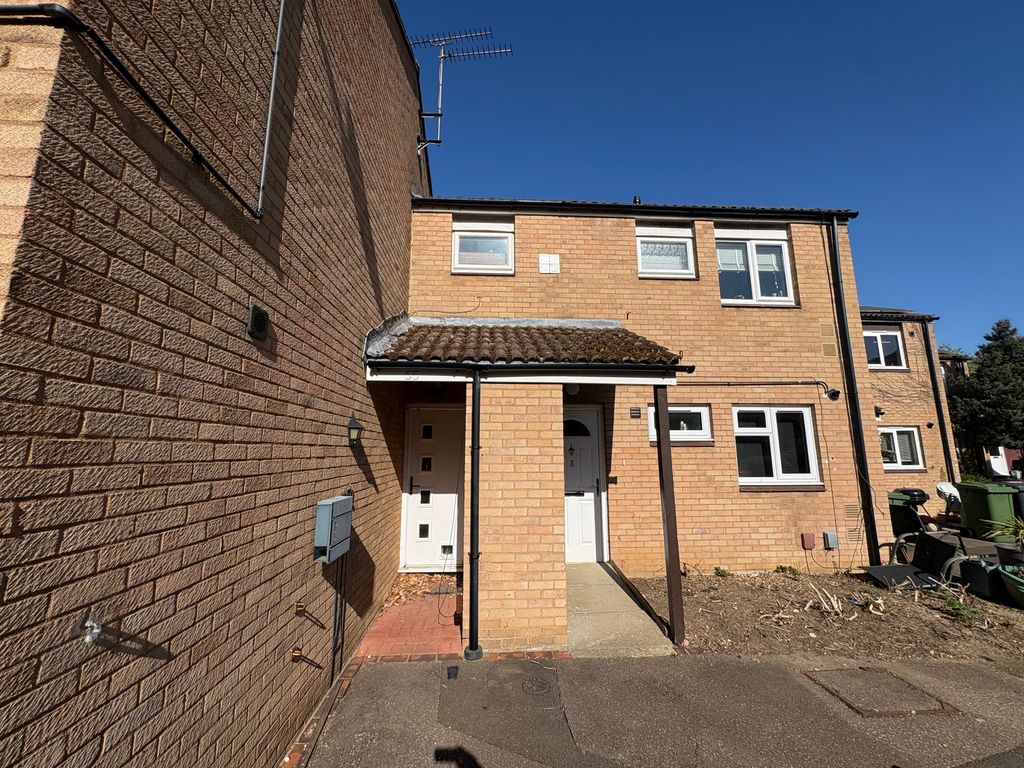 Property photo 1 of 8 Img_8915