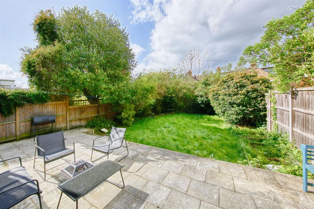 Property photo 2 of 13 12_Tichwell_Road_Image1_19995_4.Jpg