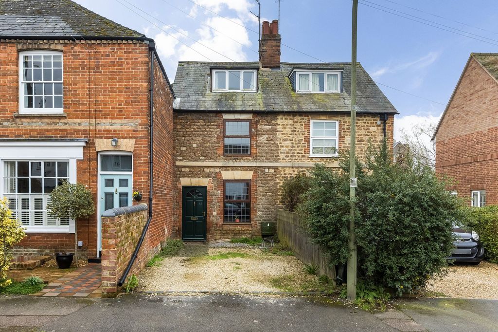 Property photo 1 of 25