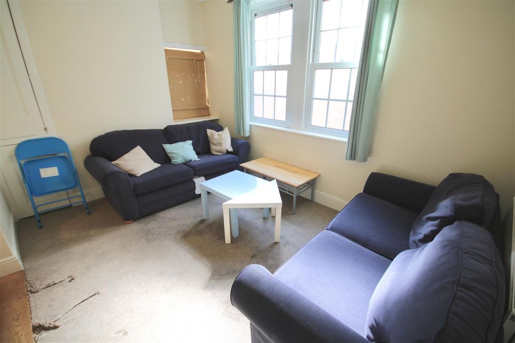 Property photo 3 of 18 Img_1168.Jpg