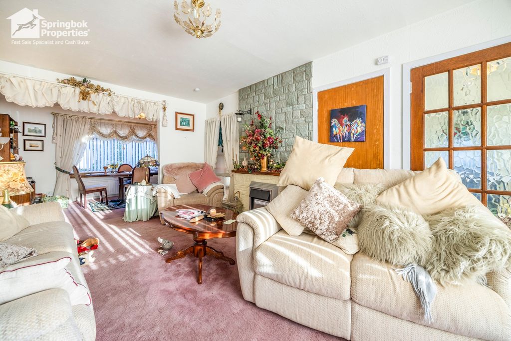 Property photo 3 of 21 Image 3