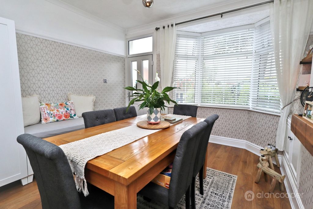 Property photo 3 of 23 3514514