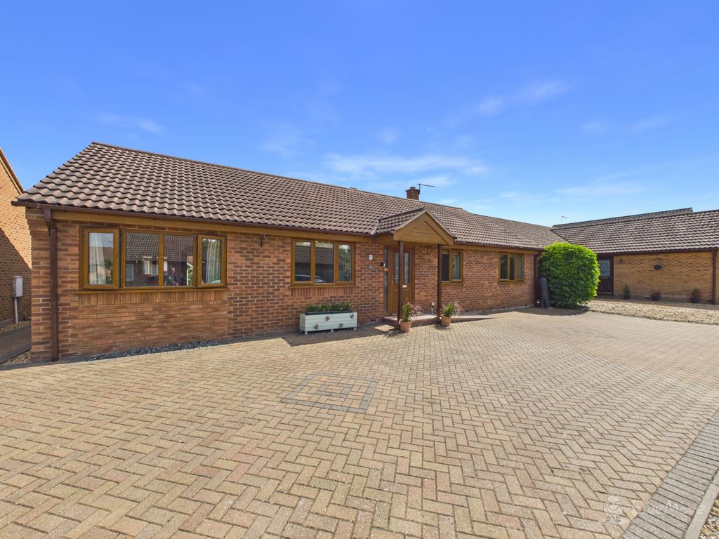 Property photo 1 of 23 Front- Mark Stephens Ewemove Newmarket And Soham