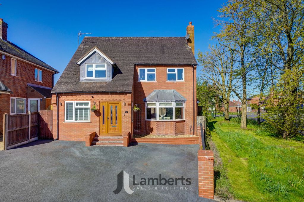 Property photo 1 of 45 Front View