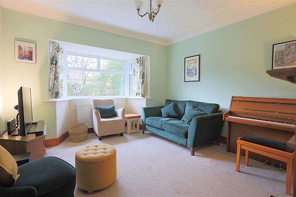 Property photo 3 of 24