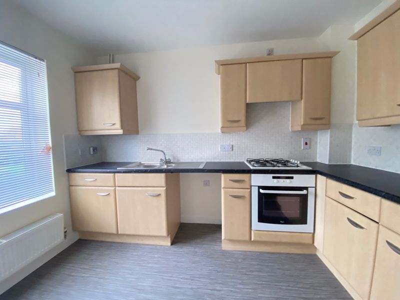 Property photo 2 of 12 Kitchen/Breakfast