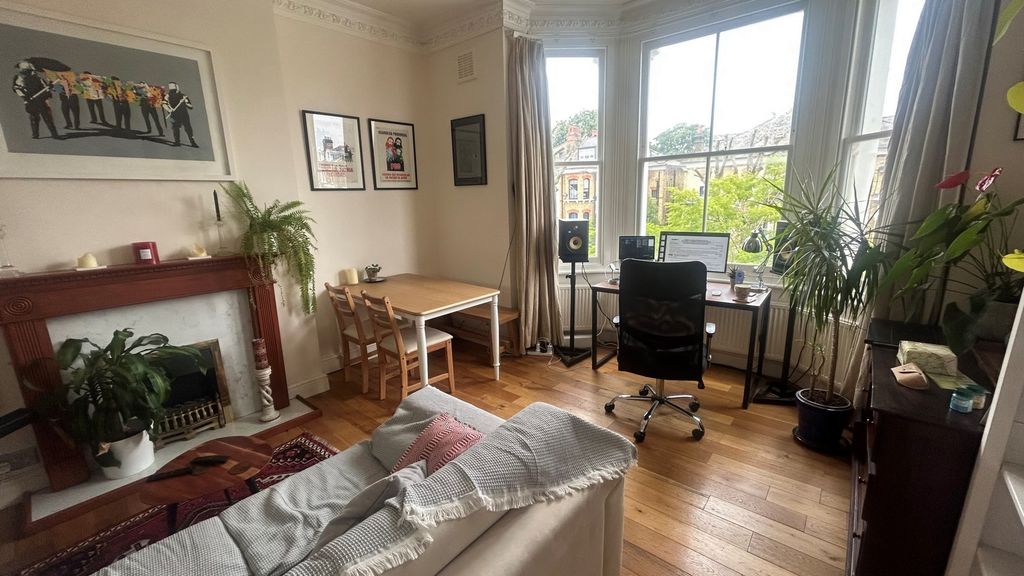 Property photo 3 of 12 Photo 12