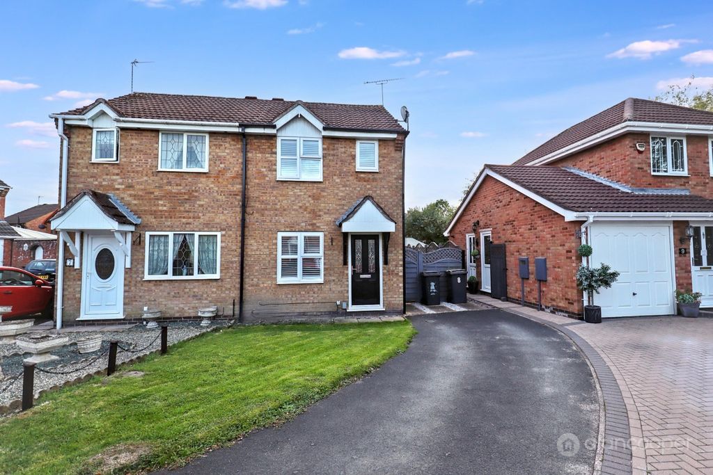 Property photo 1 of 22 5562381