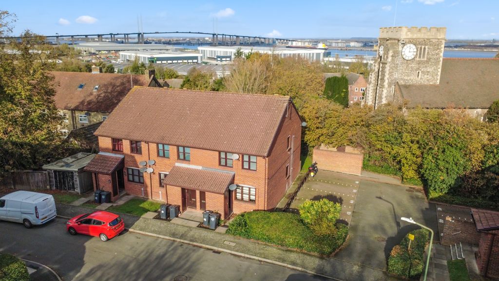 Property photo 1 of 11 4695780