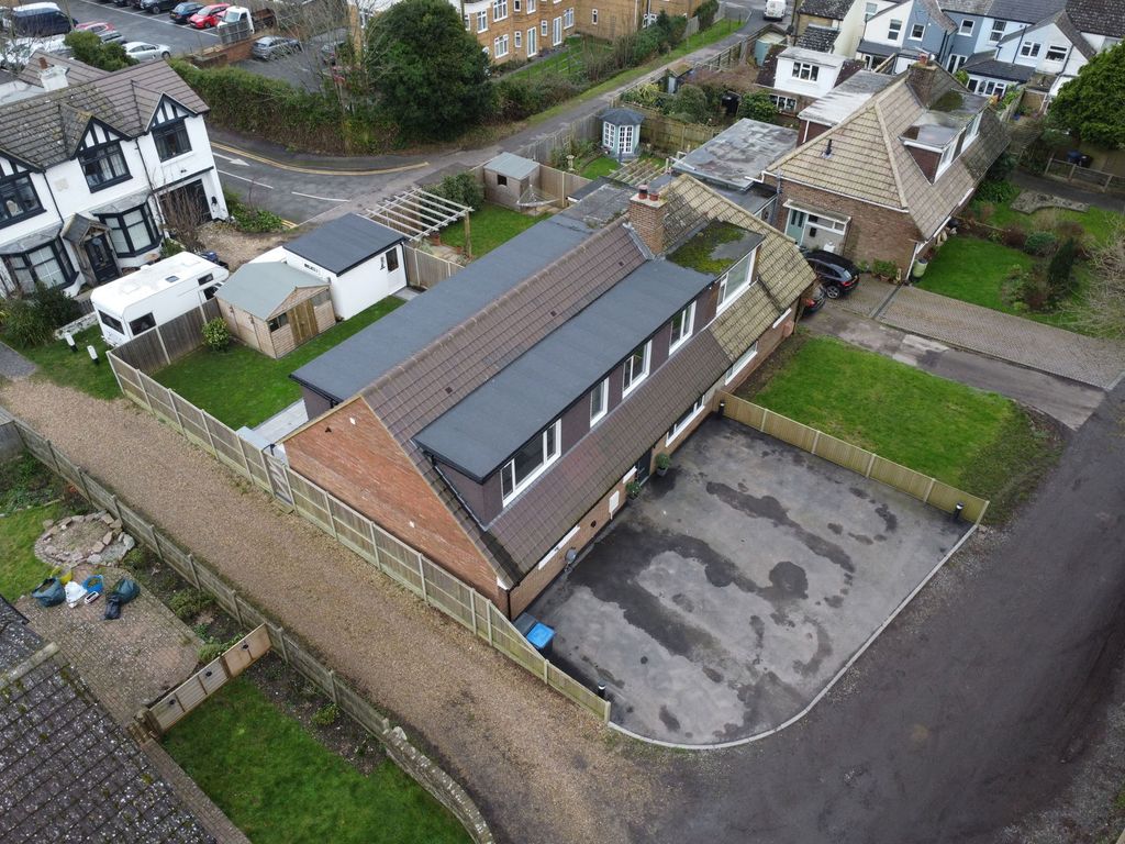 Property photo 2 of 36