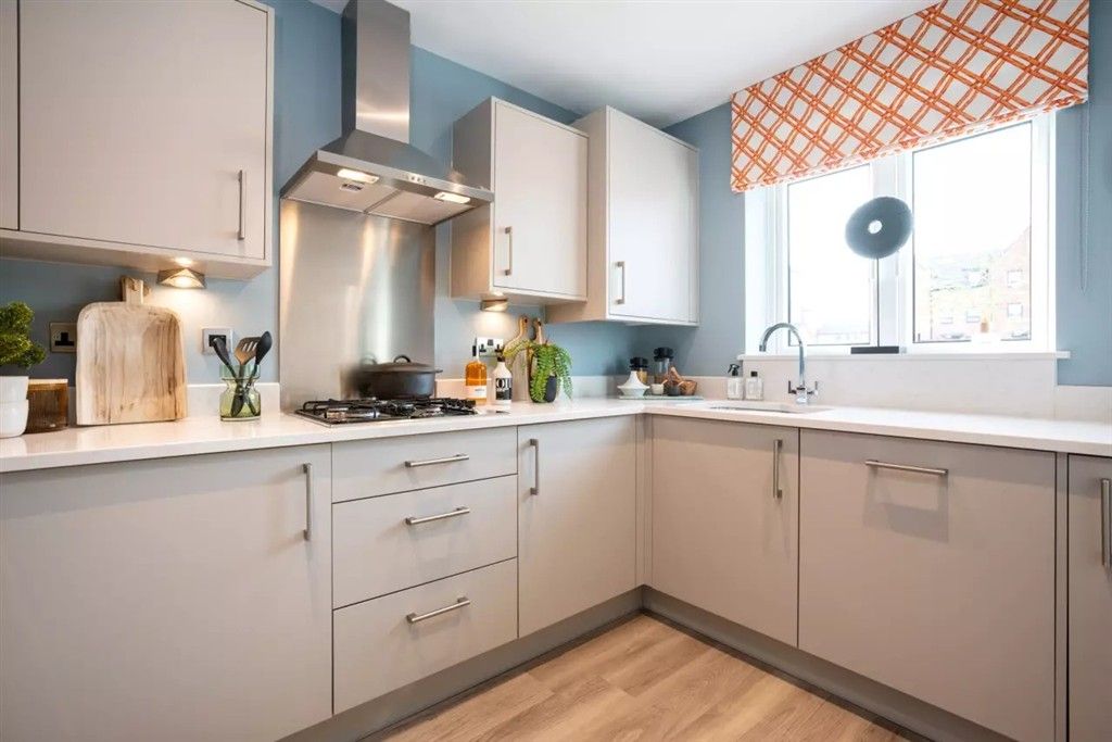 Property photo 2 of 12 Kitchen