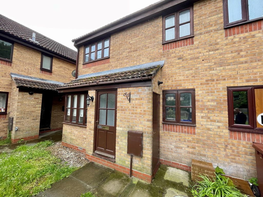 Property photo 1 of 8 View