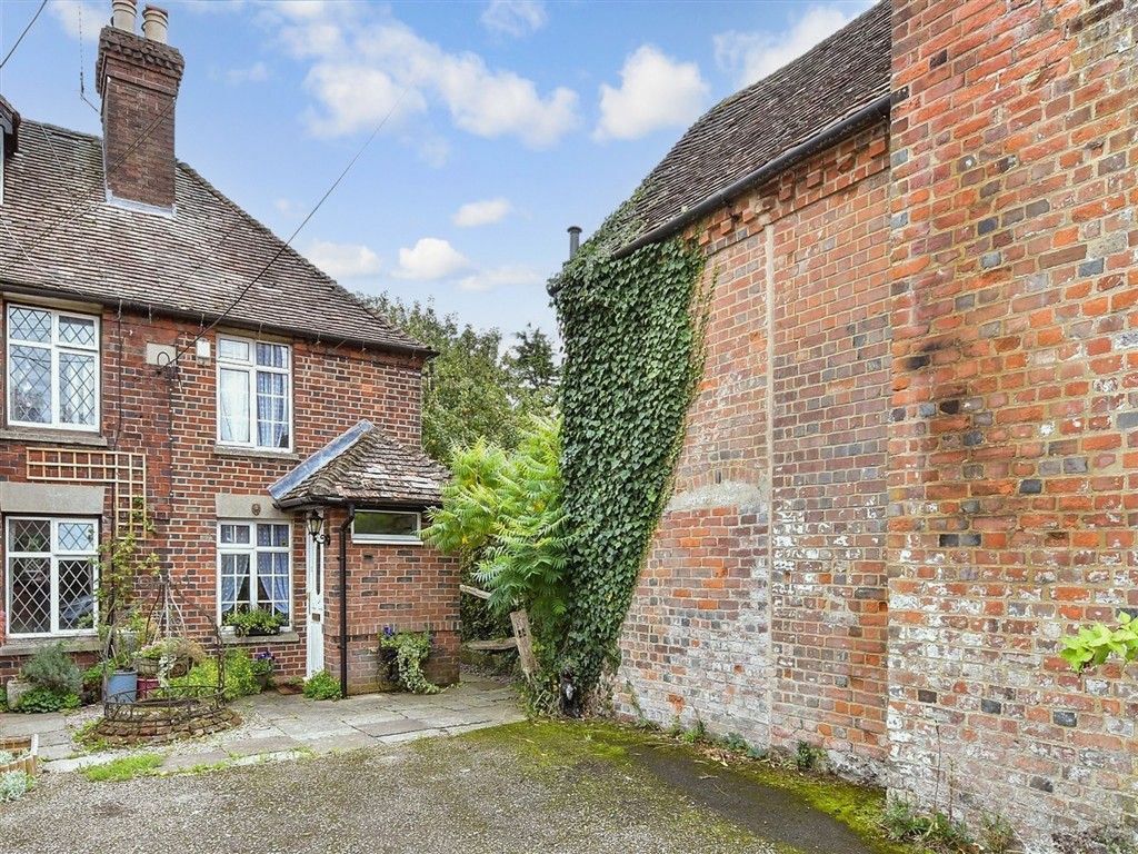 Property photo 3 of 12 Front