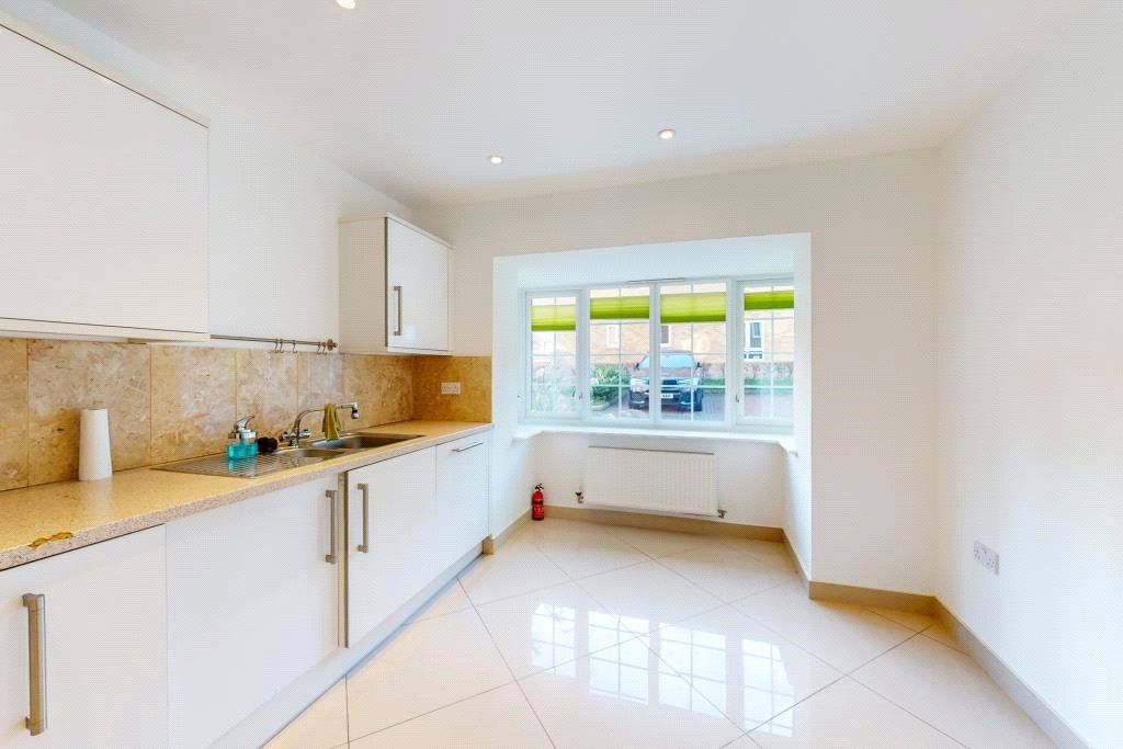 Property photo 2 of 16 Picture No. 04