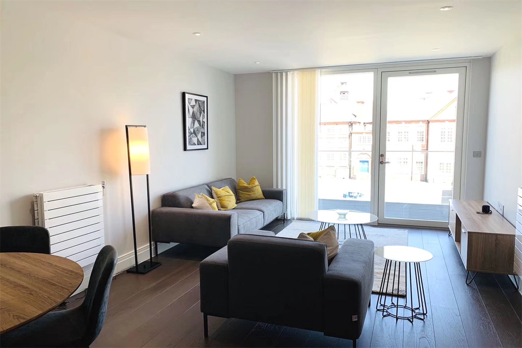 Property photo 2 of 9 Open Plan
