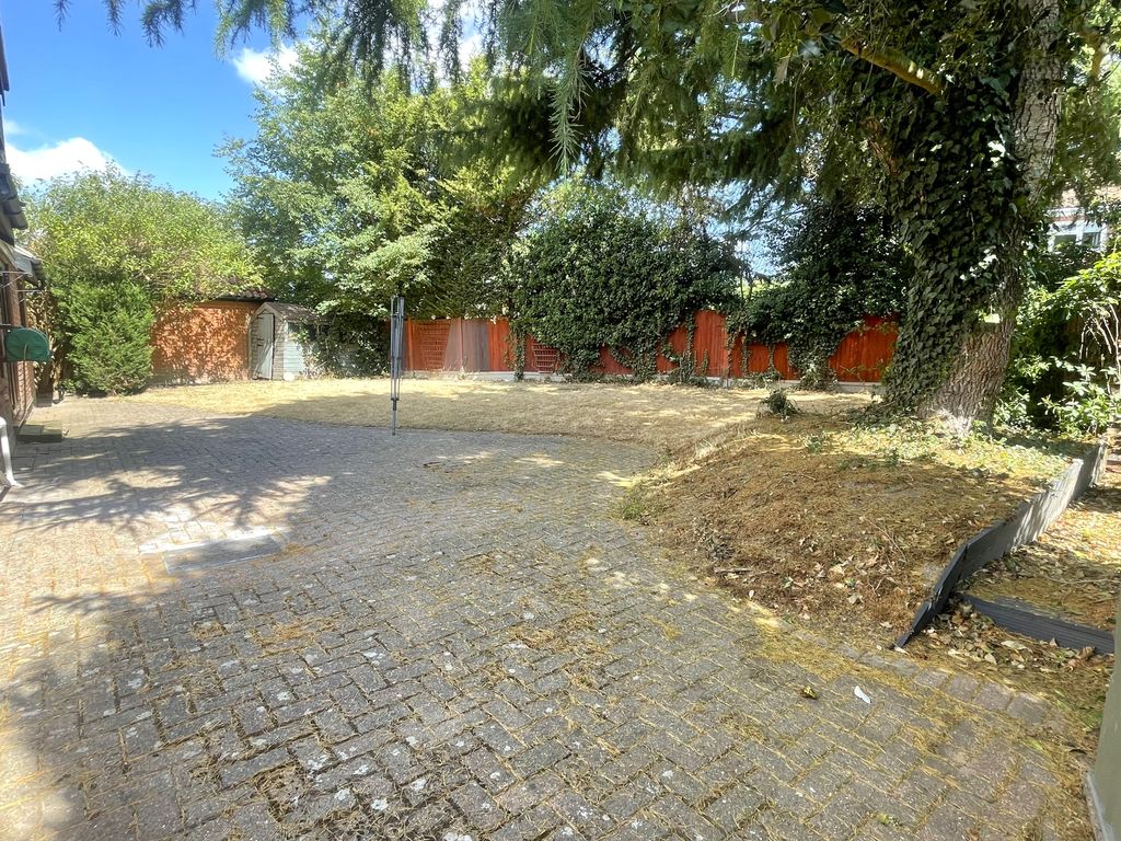 Property photo 3 of 19 Img_5782
