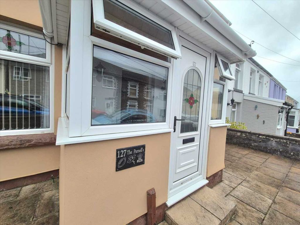 Property photo 2 of 25 Exterior