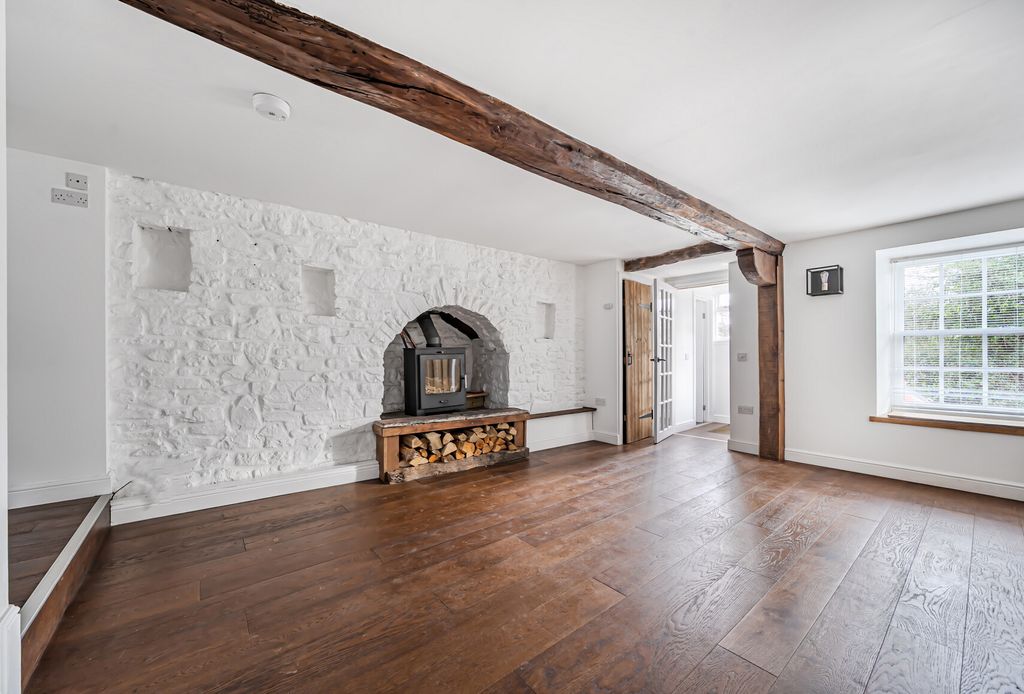 Property photo 2 of 19 Picture 2