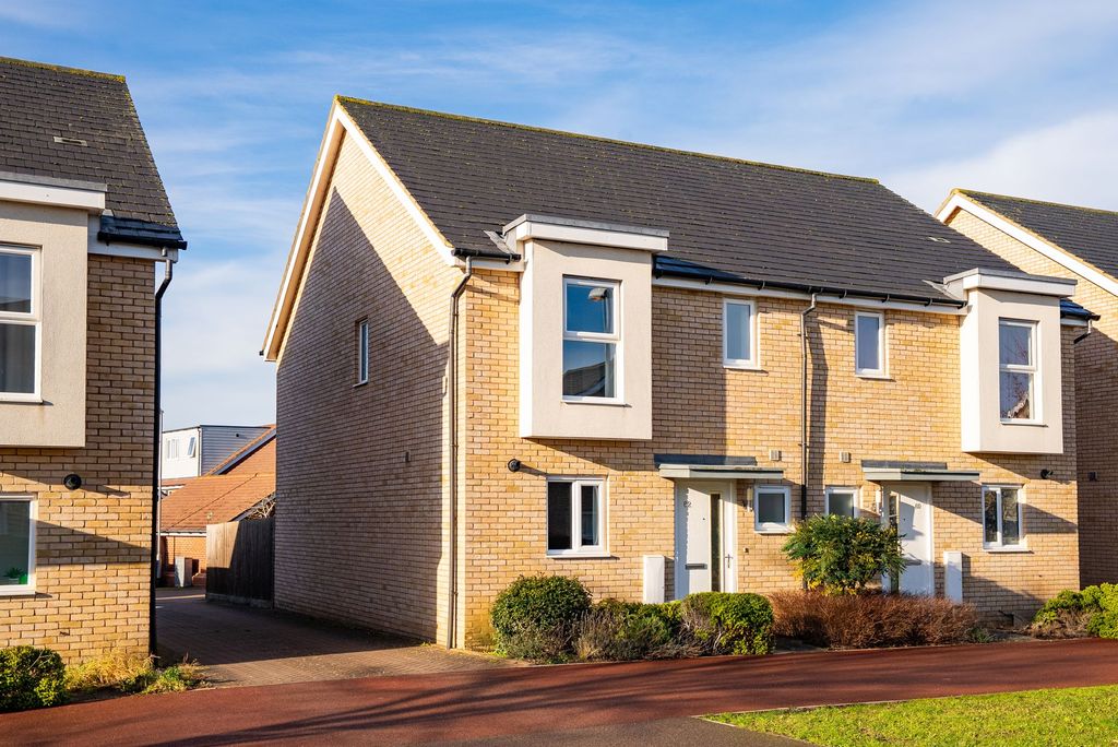 Property photo 1 of 21