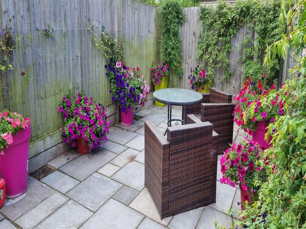 Property photo 1 of 8 Photo #1