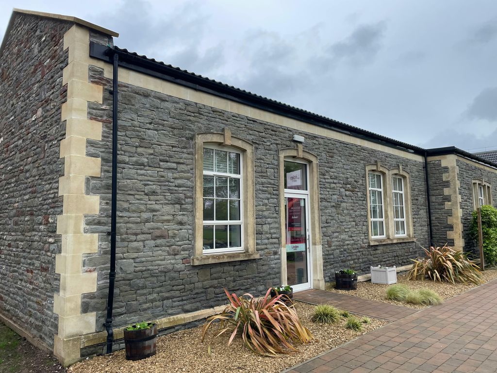 Property photo 3 of 8 Img_2380.Jpg