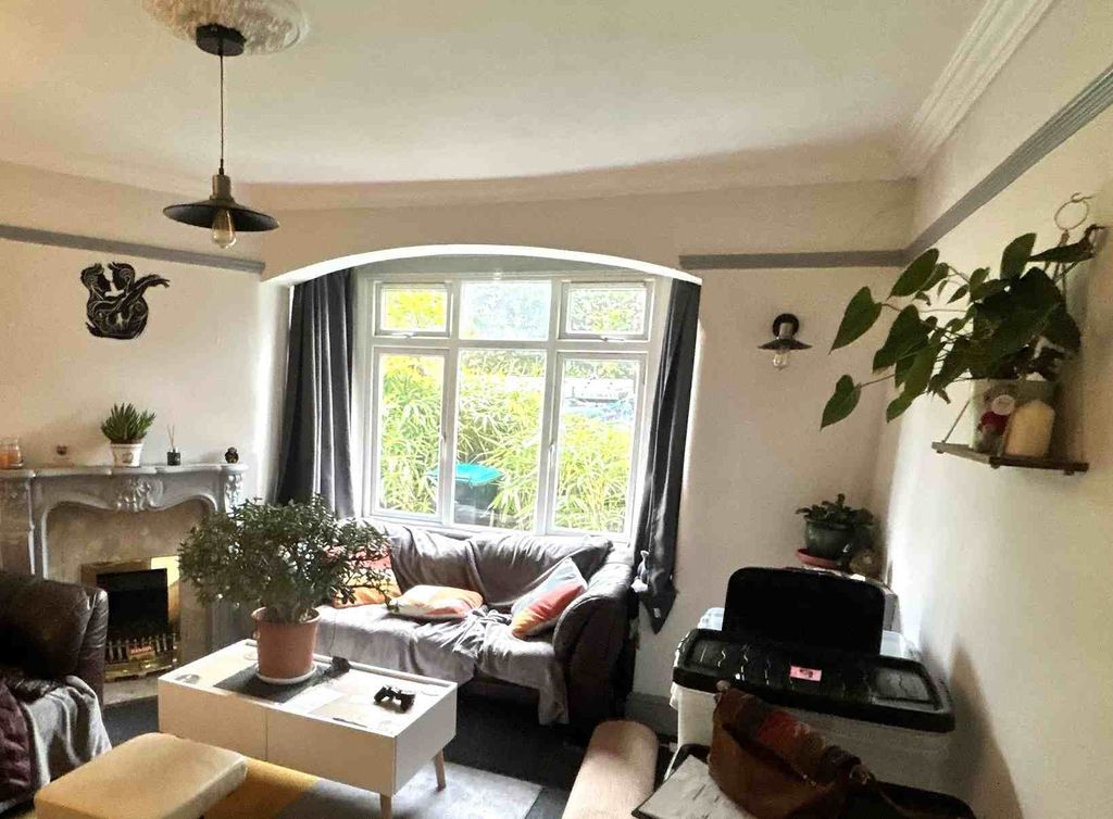 Property photo 3 of 3