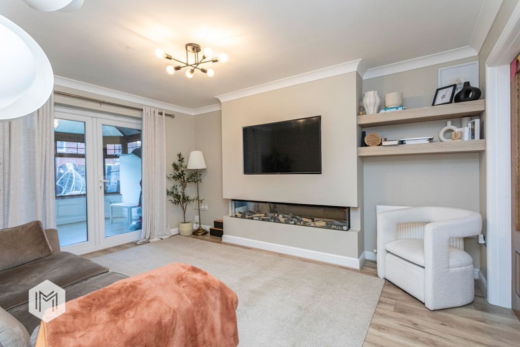 Property photo 2 of 29 Picture No. 25