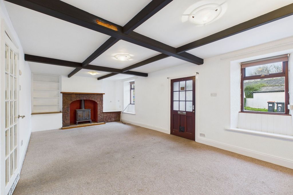 Property photo 3 of 22