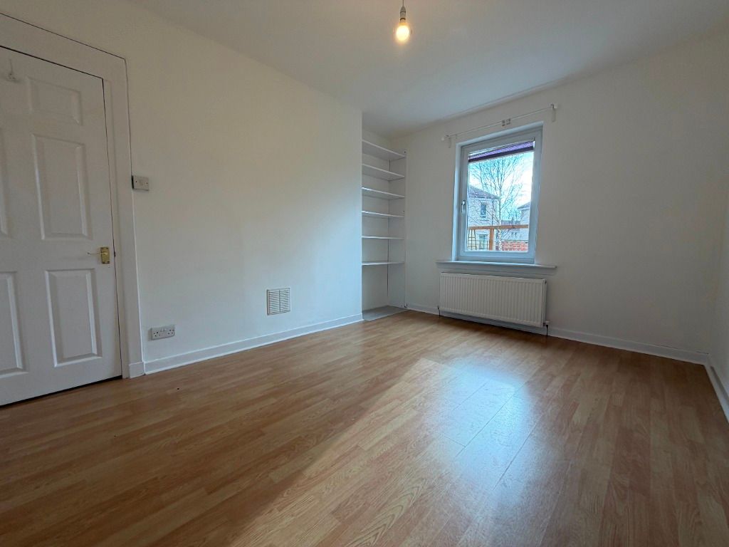 Additional image 7 of 2 bed flat to rentBruce Road, Paisley, Renfrewshire PA3