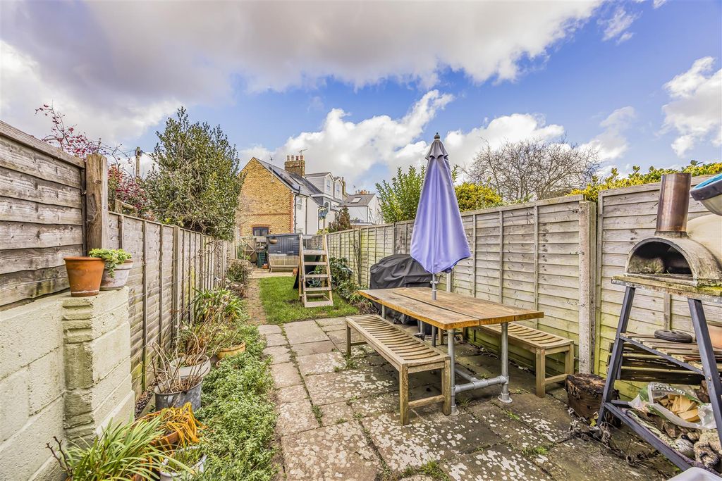 Property photo 1 of 19 65 Whyke Lane, Chichester-Porticomarketing-Nexa-39