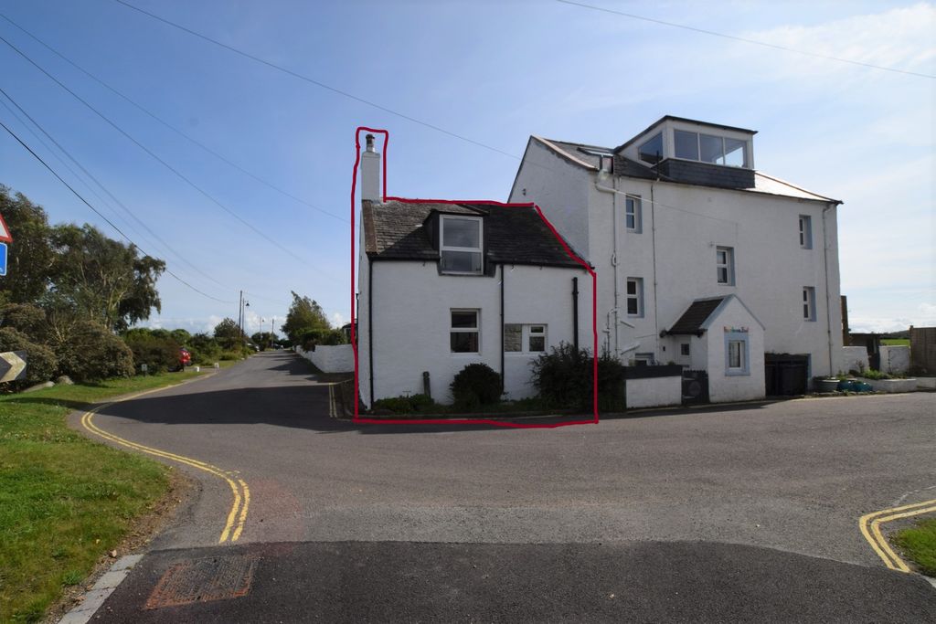 Property photo 1 of 28