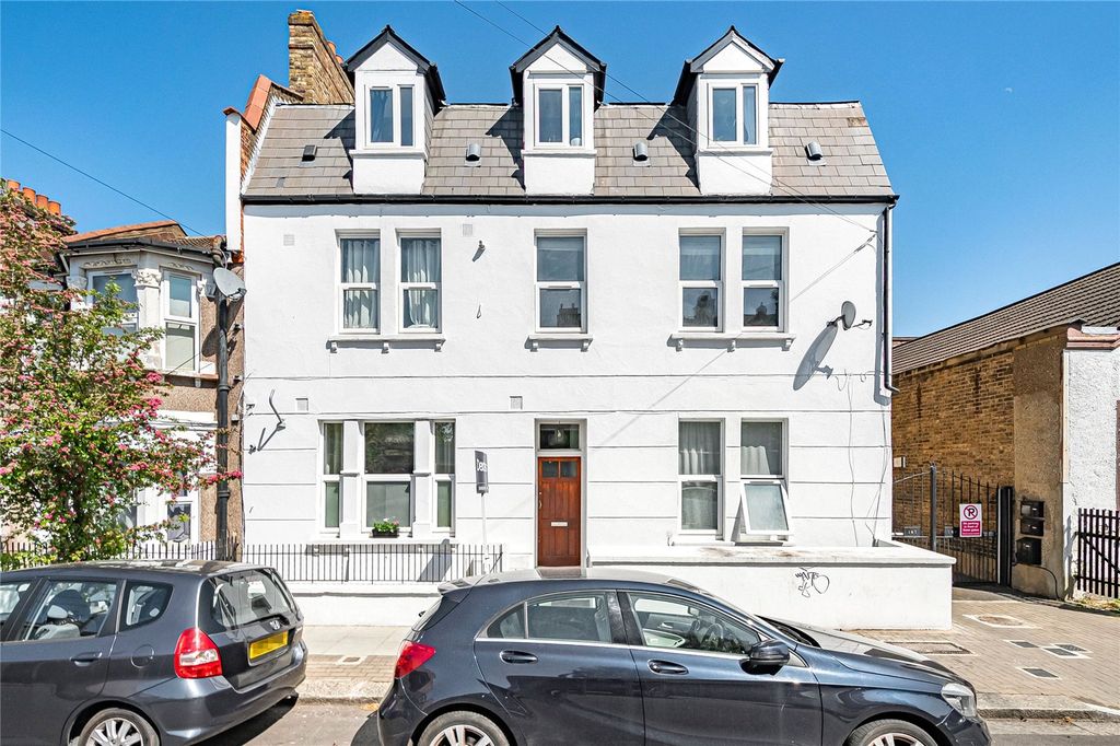 Property photo 2 of 11 Picture No. 02