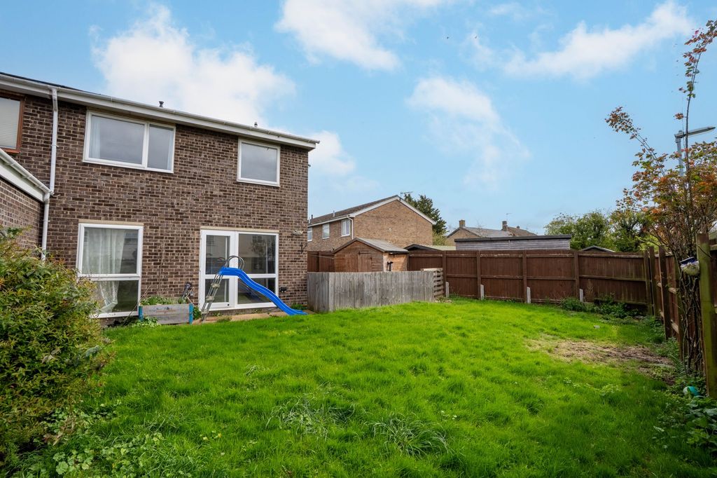 Property photo 2 of 12