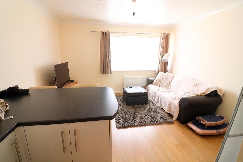 Property photo 3 of 9 Photo 3