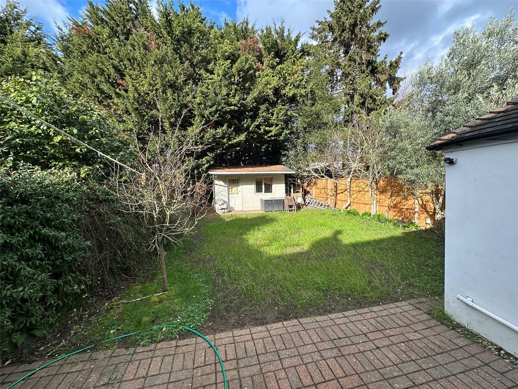 Property photo 2 of 10 Garden