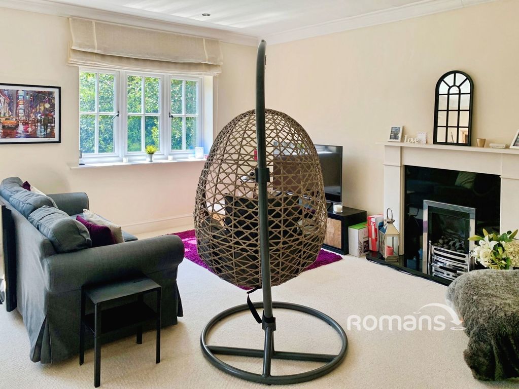 Property photo 2 of 7 Pbox-Img.Jpg