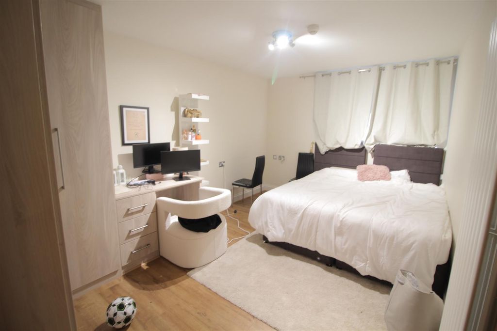 Property photo 3 of 16 Img_3645.Jpg