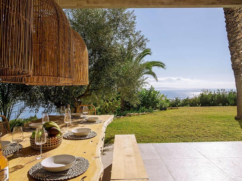 Property photo 1 of 25