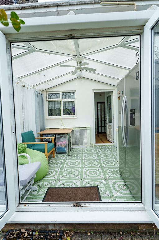 Property photo 3 of 17 A7409538.Jpg