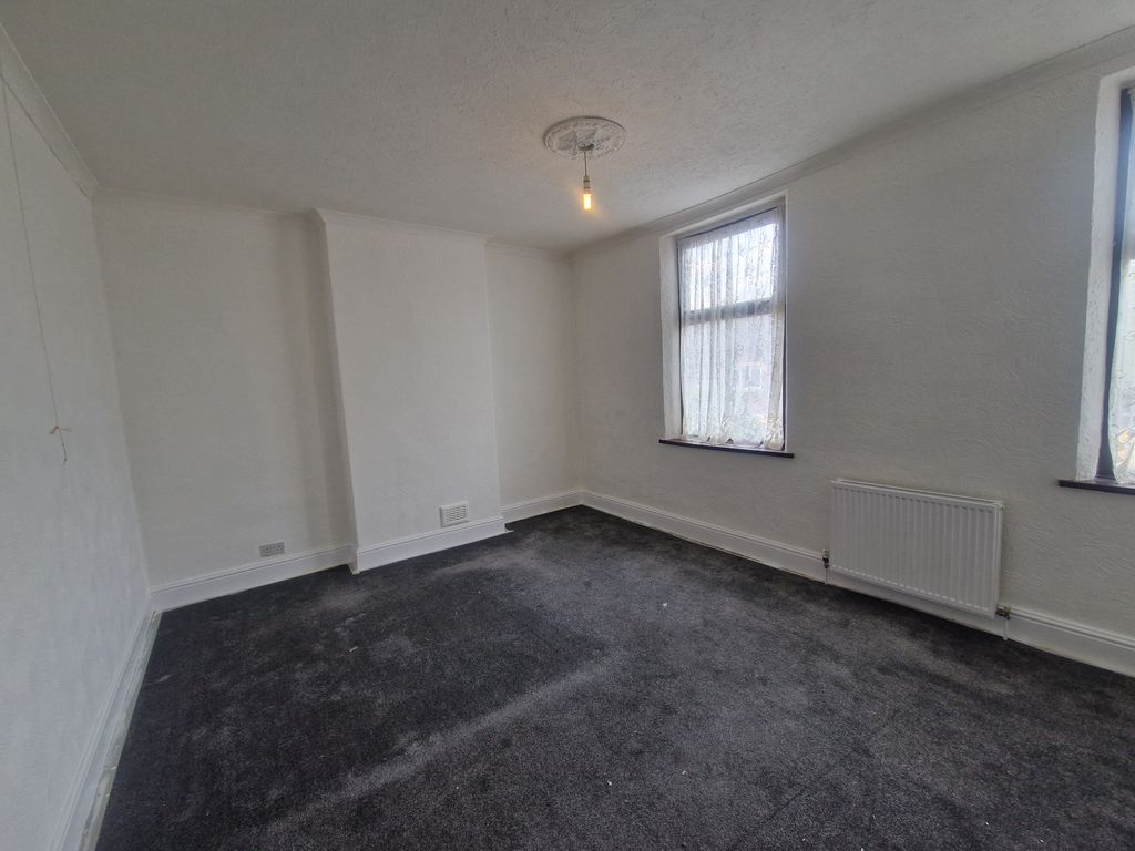 Property photo 3 of 3