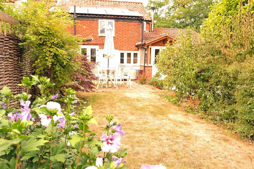 Property photo 1 of 25