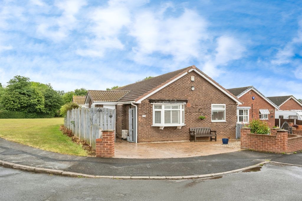 Property photo 1 of 25