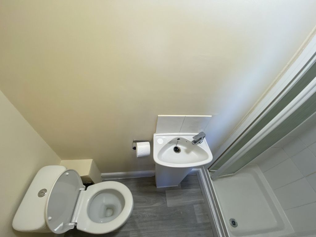 Property photo 3 of 4